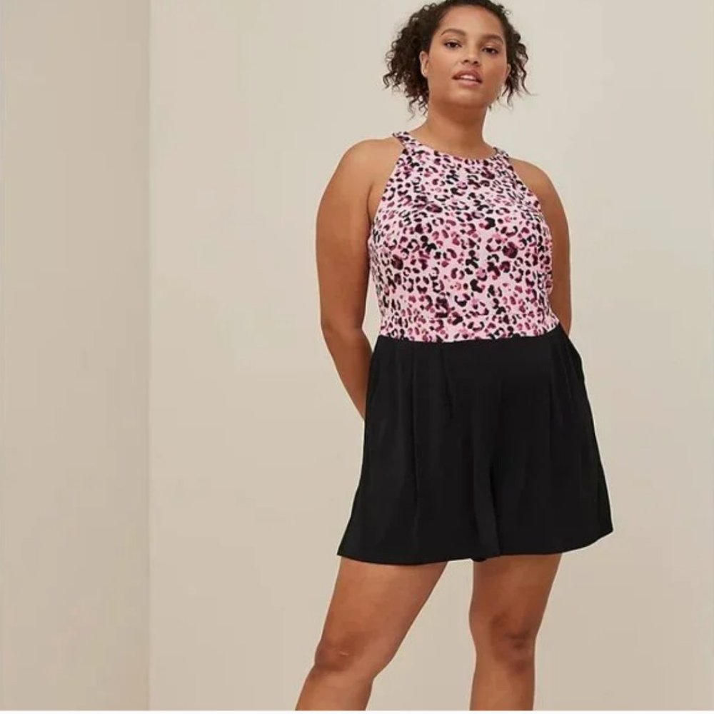 NWT Torrid 4X Leopard Pink Studio Knit Goddess Neck Romper w/Pockets (bin 2, 55)